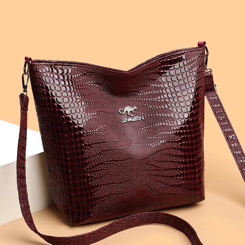 New Casual Retro Aesthetic Temperament Bucket Bag Fashionable Simple Large Capacity Shoulder Messenger Bag