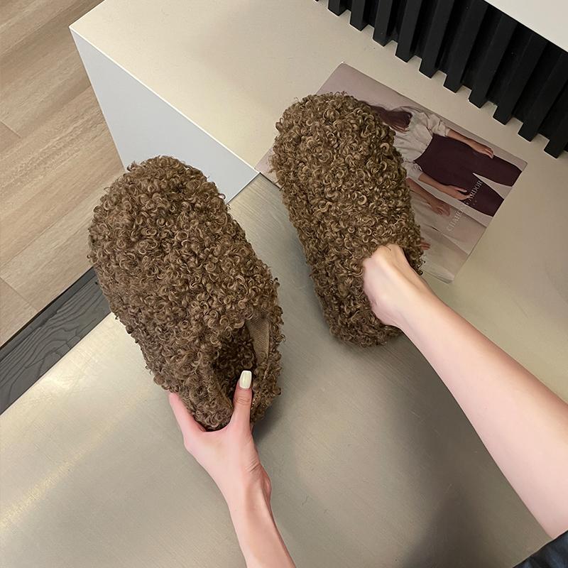 Luxury Plush Slippers for Women 2025 Cover Toe Fur Slides Casual Platform Flip Flops Pantofle New Shoes Woman