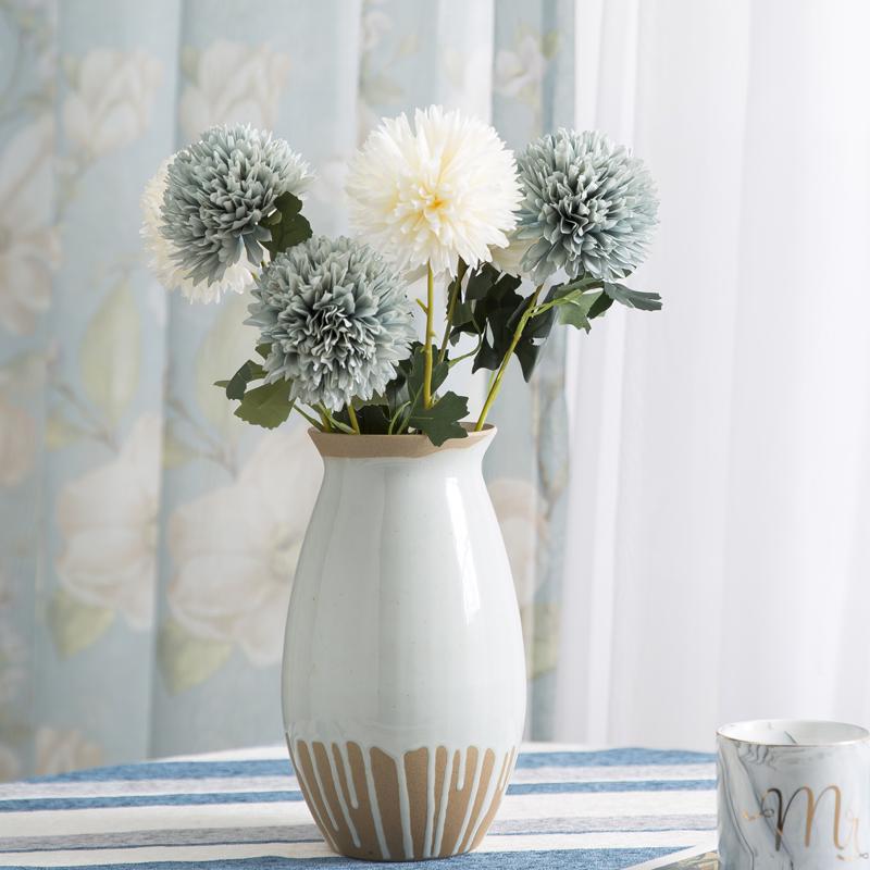 Modern Minimalist Ceramic Vase for Creative Floral Displays