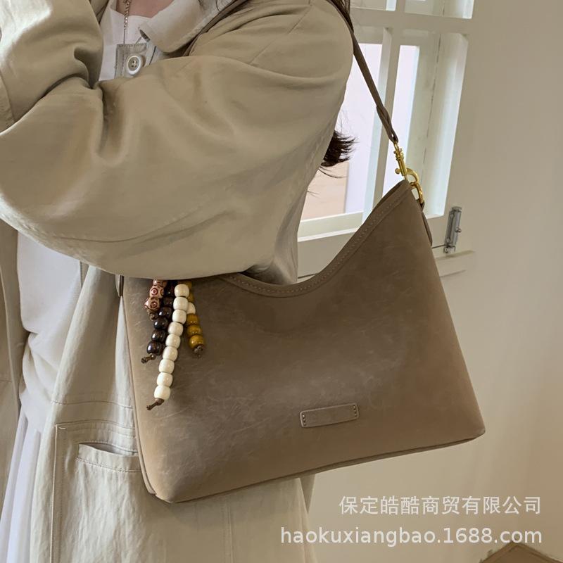 Retro handbag bag women's autumn and winter 2025 new niche design messenger bag casual one shoulder underarm dumpling bag
