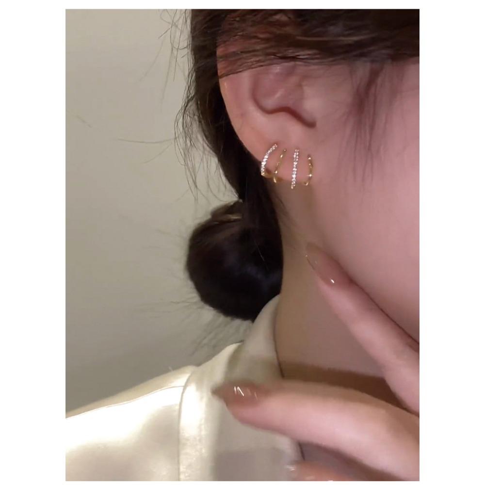 Earrings Niche Design Earrings Women's Fashion Four-claw Stud Earrings