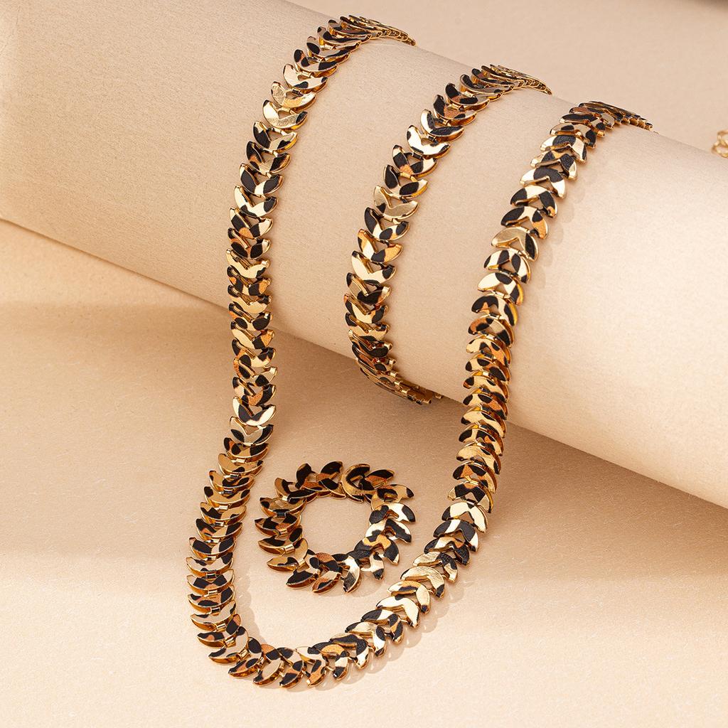 Fashion  Jewelry Set Necklace Bracelet Ring  For Women Ladies