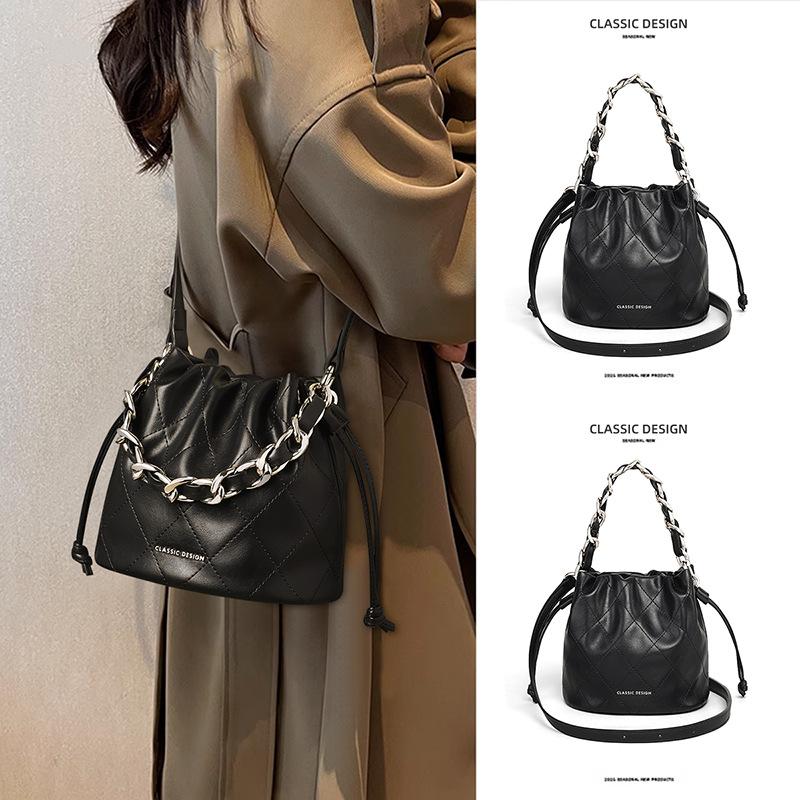 

Bucket Bag 2025 Autumn Winter New Genuine Leather Women s Bag Crossbody Bag Handbag Small Bag High-end Feel Shoulder Bag Box Bag Black（Public Version）