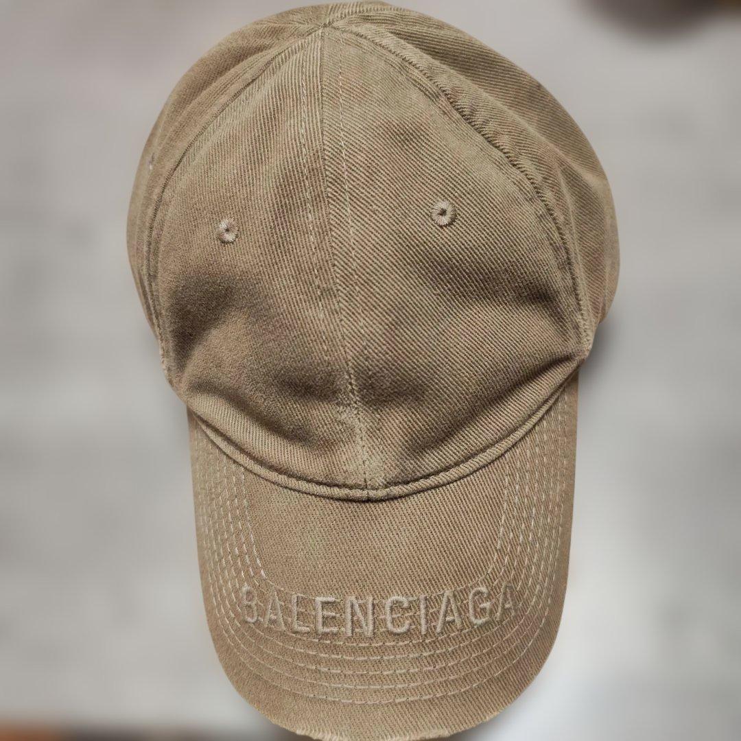 Used Good condition BALENCIAGA L59 beige