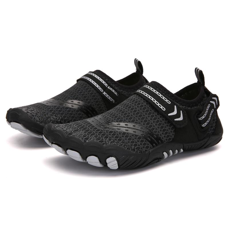 Quick Drying Wading Sneakers for Boys Girls Breathable Kids Swimming Aqua Shoes Anti-slip Lightweight Water Sports Shoes for Surfing Diving Boating