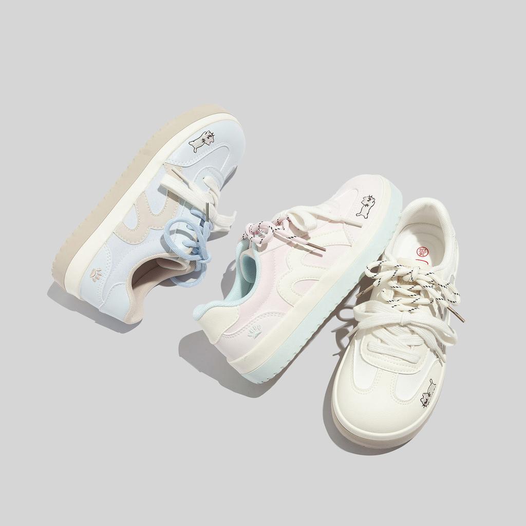 Belle scarpe da ginnastica casual primaverili nuove tedesche con doppio laccio stile college