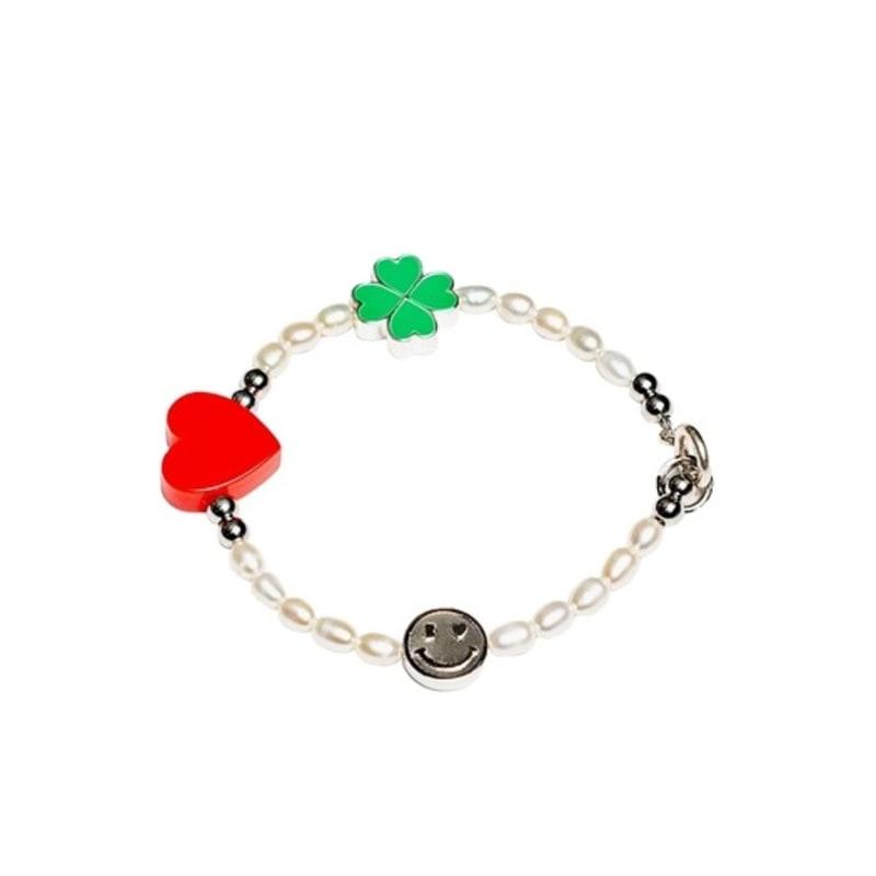 

BONBEAU Buddy Motive Smile Pearl Bracelet Heart, Clover, and Smile Charm Freshwater Pearl Bracelet free