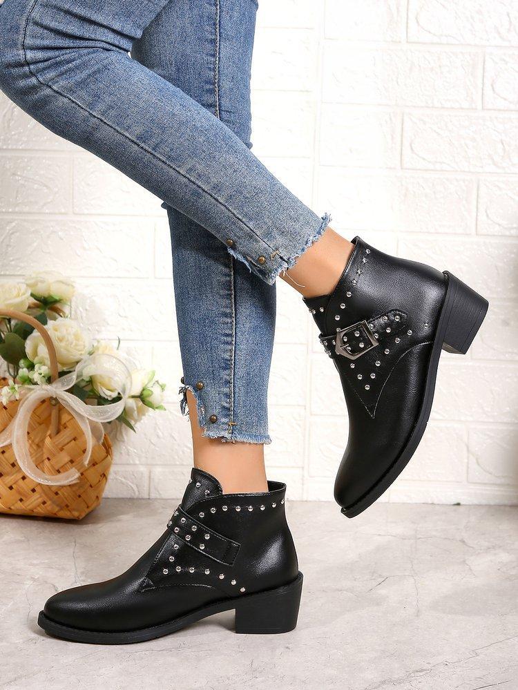 Large Size Chelsea Boots Women's Autumn and Winter New Rivet Single Shoes Women's TEA Martin Boots Women