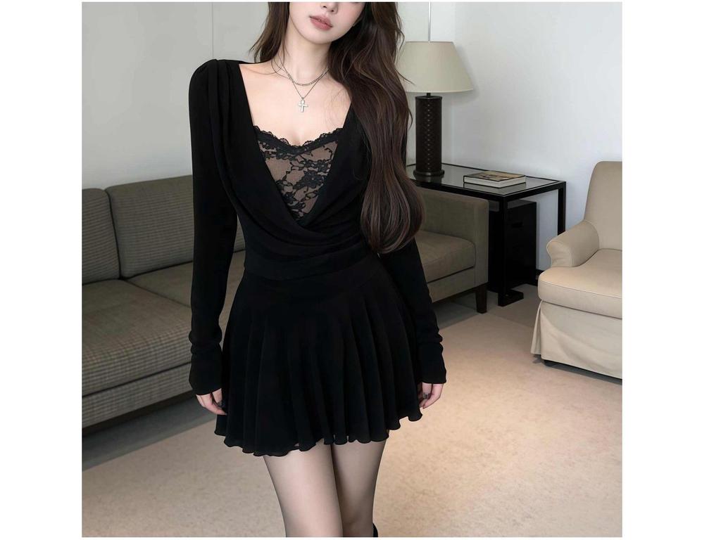 Plus Size French Lace Black Dress - Women's Autumn/Winter Short, Waist-Cinching Skirt