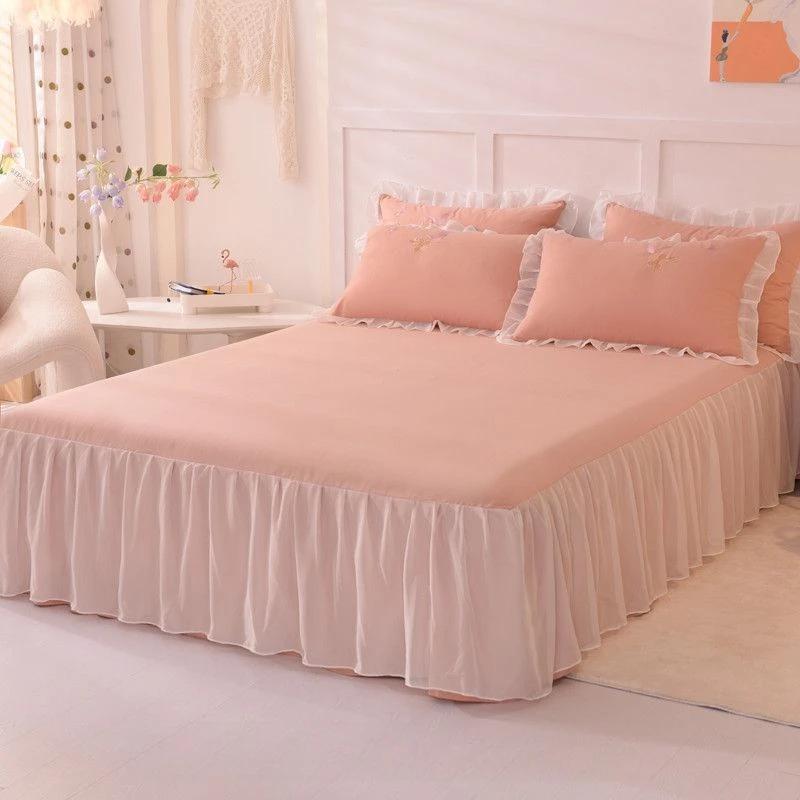 Seasonal Universal Skin Friendly Bedspread Thick Cotton Padding Modern Minimalist Anti Slip Protective Cover