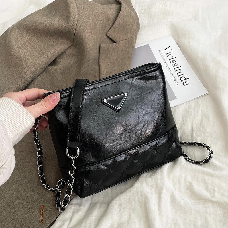 

Вместительная сумка-ведро женская весенняя новая сумка на цепочке, ретро, универсальная, на одно плечо, кроссбоди, подмышечная сумка чёрный