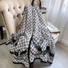 Luxury Brand Autumn and Winter Women New Style Fashion Color Matching Print Silk Scarf Lady Popular Headcloth Beach Shawl