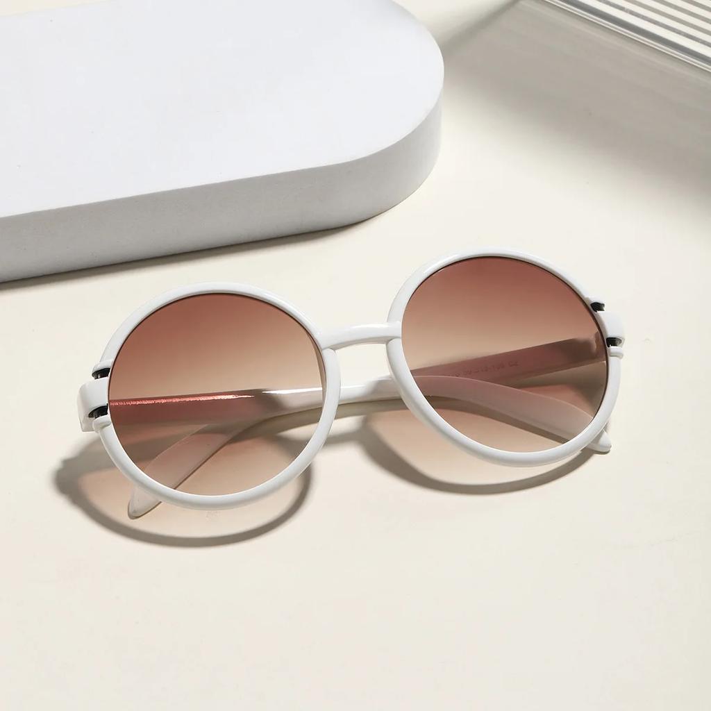 Retro Round Sunglasses Men Women Brand Designer Plastic Frame Oversized Sun Glasses Trendy White Brown Gradient Eyewear Shades