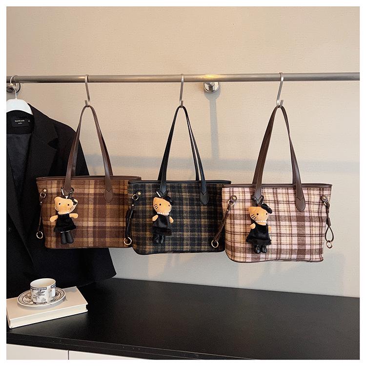 Damen College-Stil Cross-Border Woll-Tote: Handtasche mit großer Kapazität, vielseitig, modisch und hochwertig für Studenten