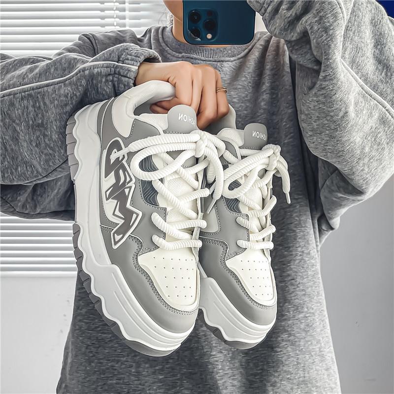 

Мужские повседневные модные кроссовки для скейтбординга на четыре сезона, удобные для студентов, трендовые кроссовки для мальчиков с мягкой подошвой, дышащая обувь 44 серый