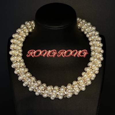 Medieval Italian Grandma's Glass Pearl Wrapped Necklace Neck Chain With Simple Luxurious Style High End Clavicle