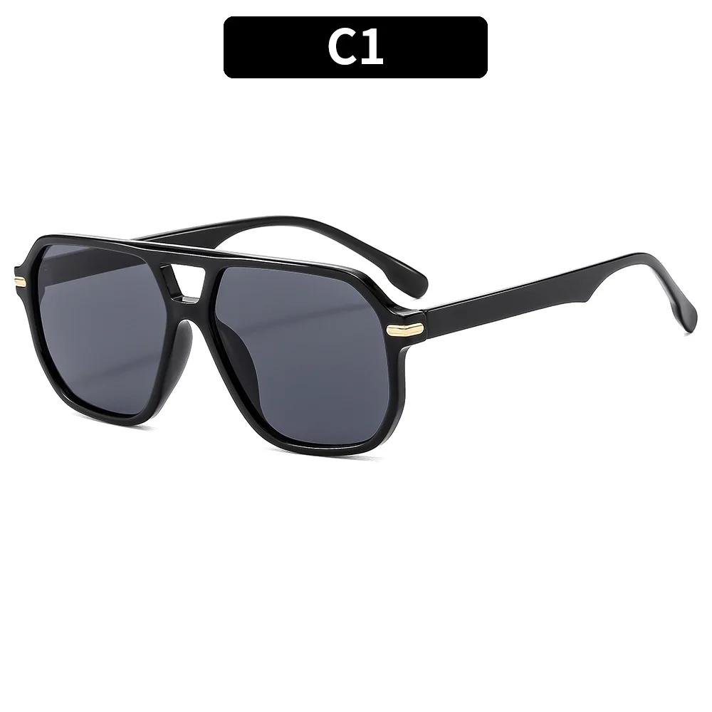 

Vintage Square Sunglasses for Women Retro Fashion UV400 Protection Black Yellow Candy Color Eyewear 1PC