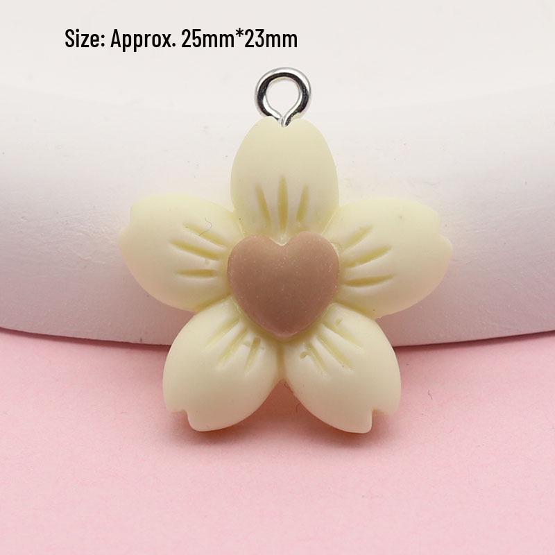 Fresh Cartoon Resin Sunflower Keychain Pendant - DIY Five-Petal Flower Ornament Accessory
