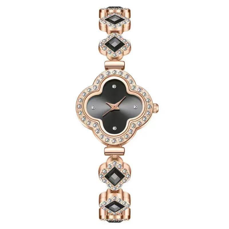 Four-Leaf Clover Quartz Women's Fashion Bracelet Watch