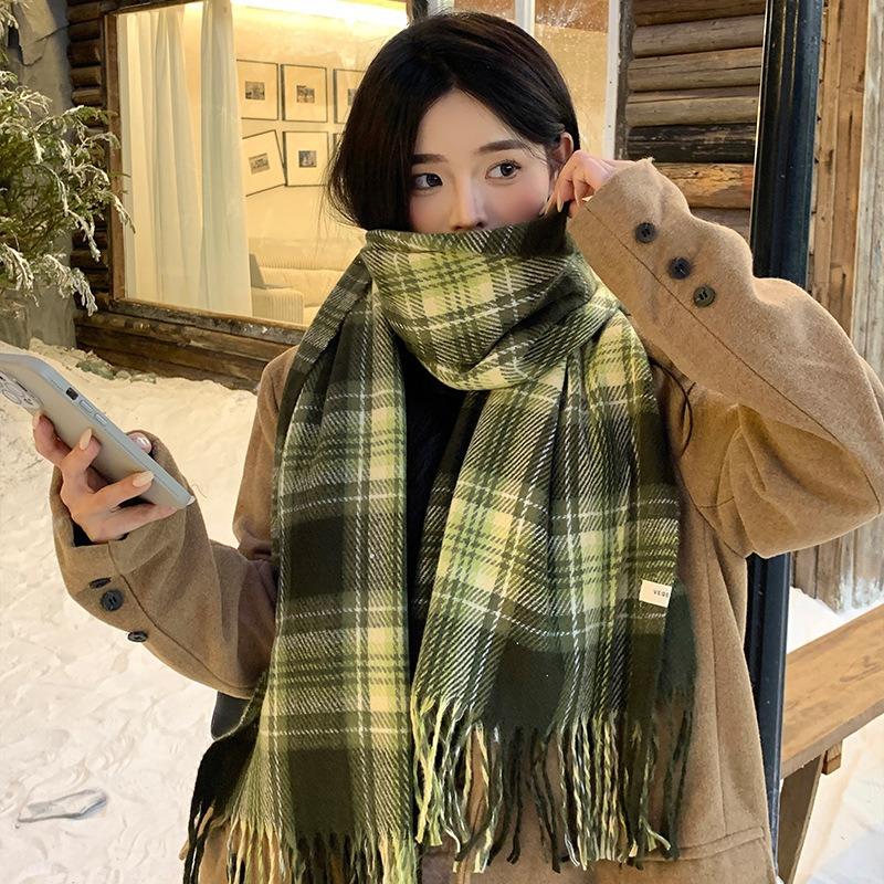Green scarf women's autumn and winter versatile imitation cashmere thickened plaid shawl to keep warm students dual-purpose scarf men