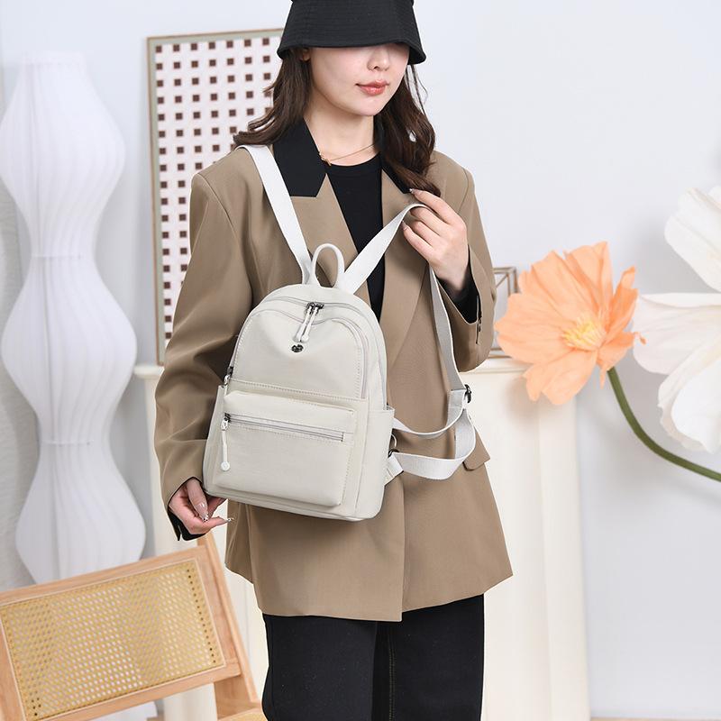 Schoolbag New Oxford Cloth Backpack Casual Versatile Fashion Backpack Ladies Travel Light Commuter Nylon Mom Bag