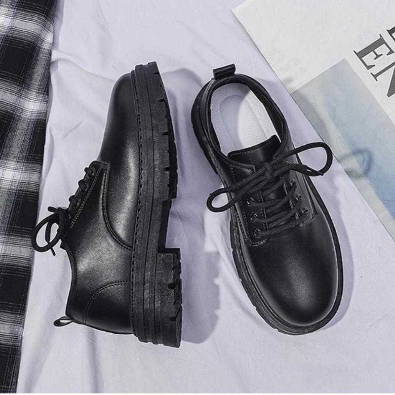 Modische Lederschuhe für Herren Modische Herrenschuhe für formelle Anlässe Bequeme, abriebfeste Herren-Board-Schuhe mit dicker Sohle Zapatos De Vestir Hombre