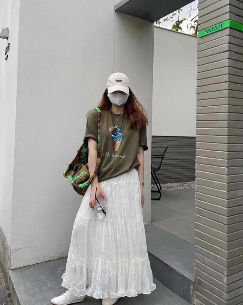 Spring 2026 Women's High-Waisted Ruffled Mesh A-Line Maxi Skirt - Gentle & Slimming
