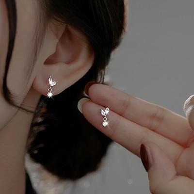 Beautiful Temperament and Smart Small Leaf Bud Earrings Earrings Japanese and Korean Student Leaf Small Mini Earrings