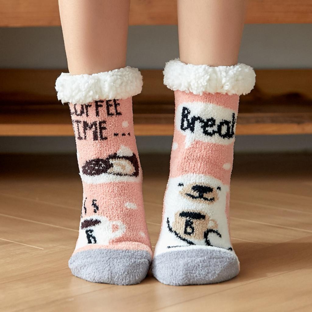 Christmas Floor Socks For Women - Winter Fleece-lined Coral Fleece Socks, Sleeping Home Socks, Snow Socks, Postpartum Carpet Socks