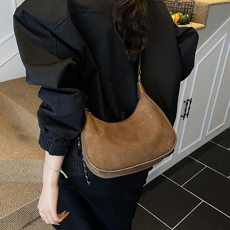 2025 New Autumn and Winter Suede Underarm Bag Women's Niche Trend Dumpling Bag Women's Commuter Retro Shoulder Bag