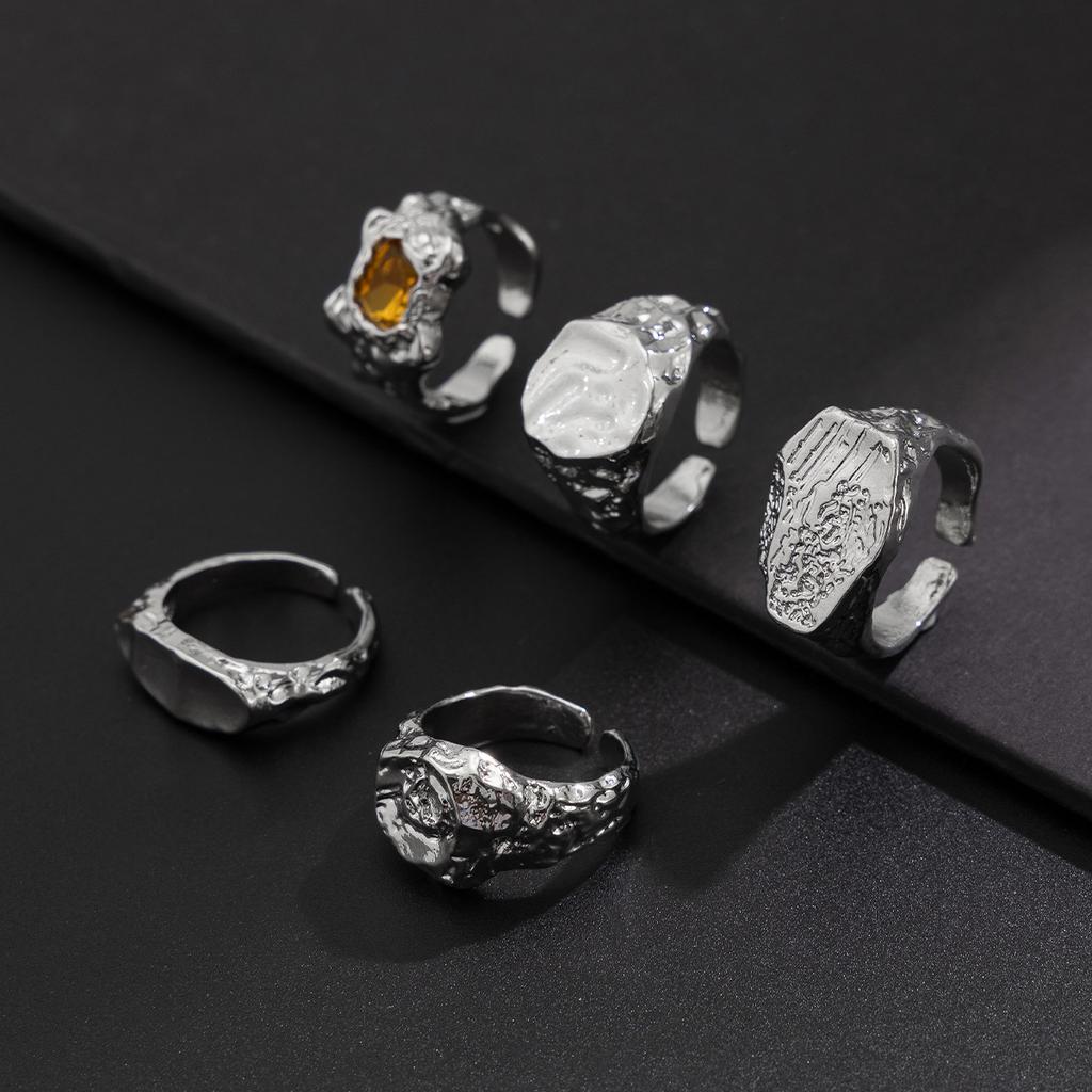 Fashion Rhinestone Ring Set for Men Hip Hop Punk Wrinkled Metal Stackable Rings Hand Jewelry Accessories