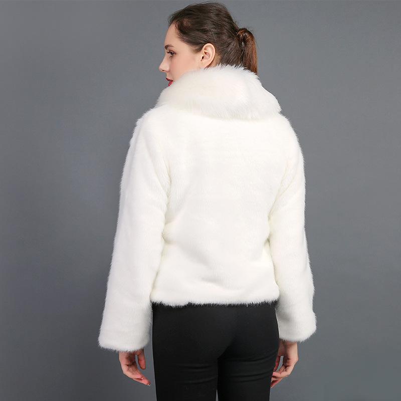 Youthful Mink Fur Coat: Short Style with Fur Collar, European & American Fashion, Women's Warm Outerwear.