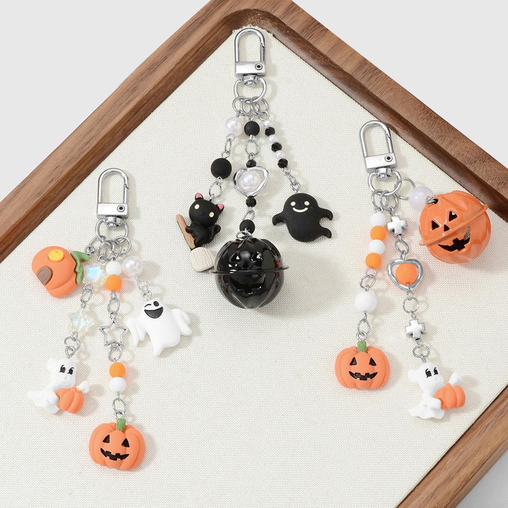 Sturdy Zinc Alloy Halloween Keychain Decorated With Skeleton Bell And Devil Ornaments For Gifts