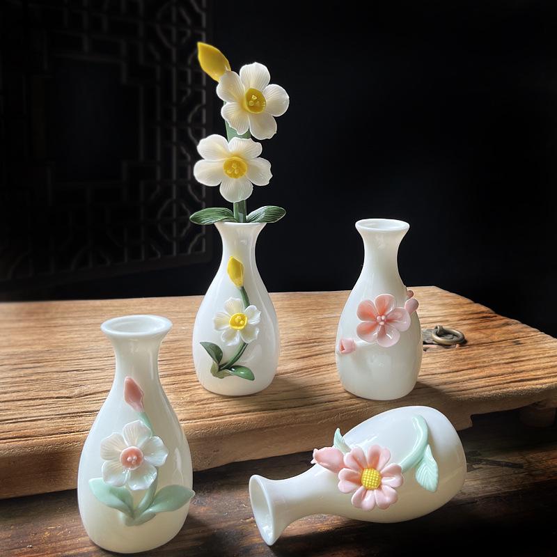 Handcrafted Ceramic Mini Vase for Fresh Flowers - Colorful Desktop Ornaments