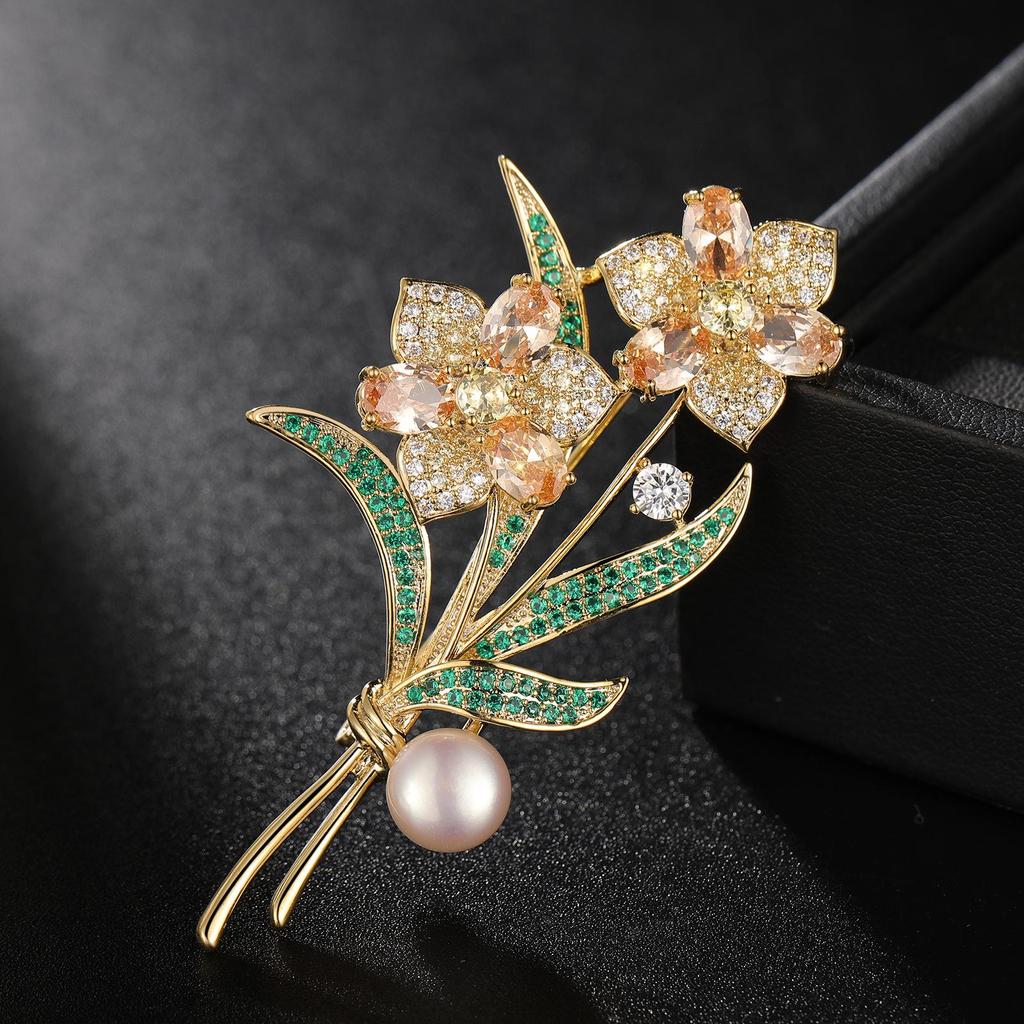 Elegant Zirconia Flower Brooch with Freshwater Pearls