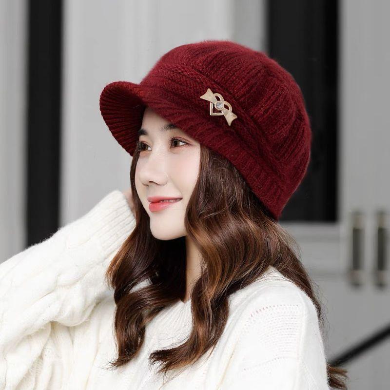 Autumn and winter hats women's fashion versatile warm knitted wool hats middle-aged and elderly trendy velvet mother wool hats