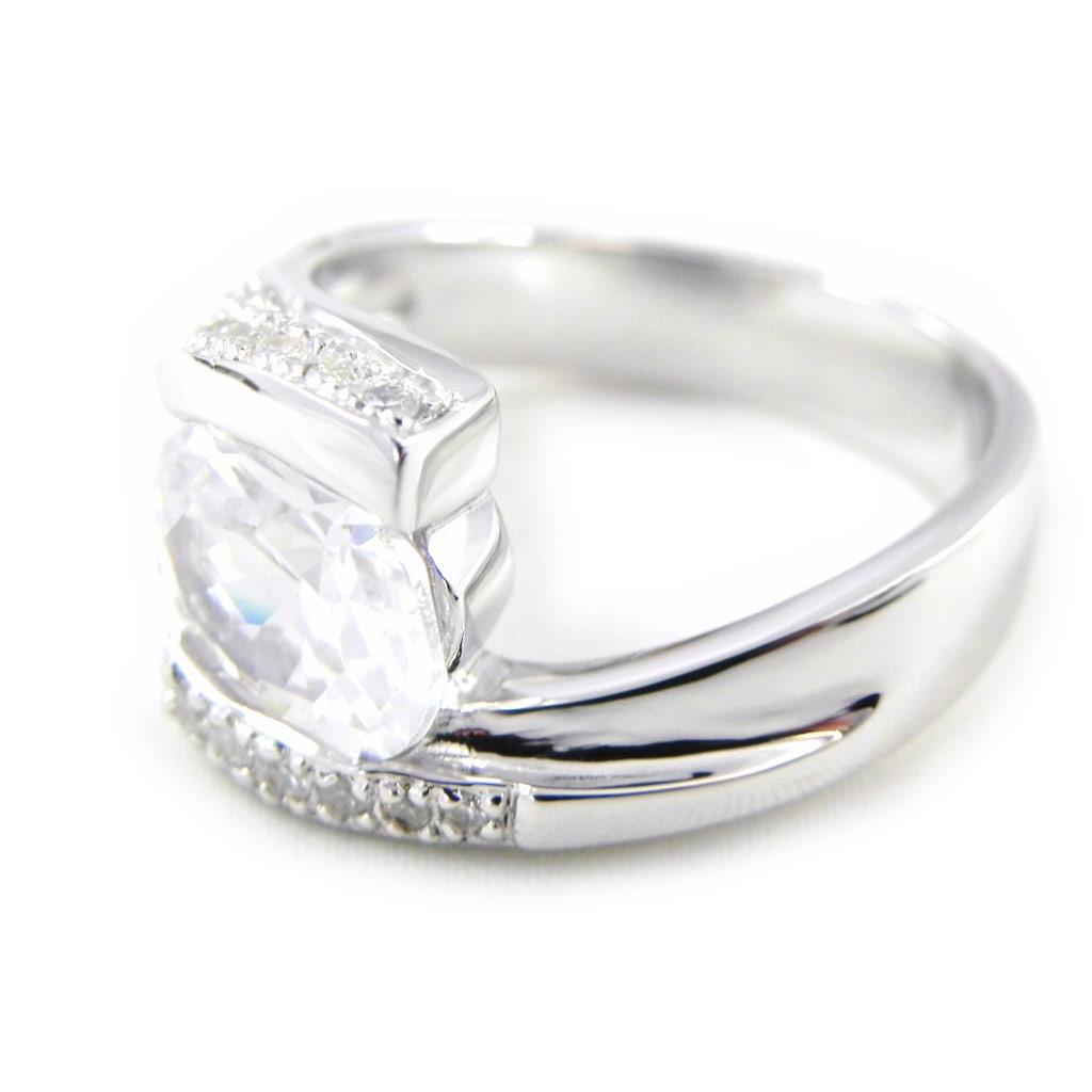 Silver Ring 'Scarlett' White