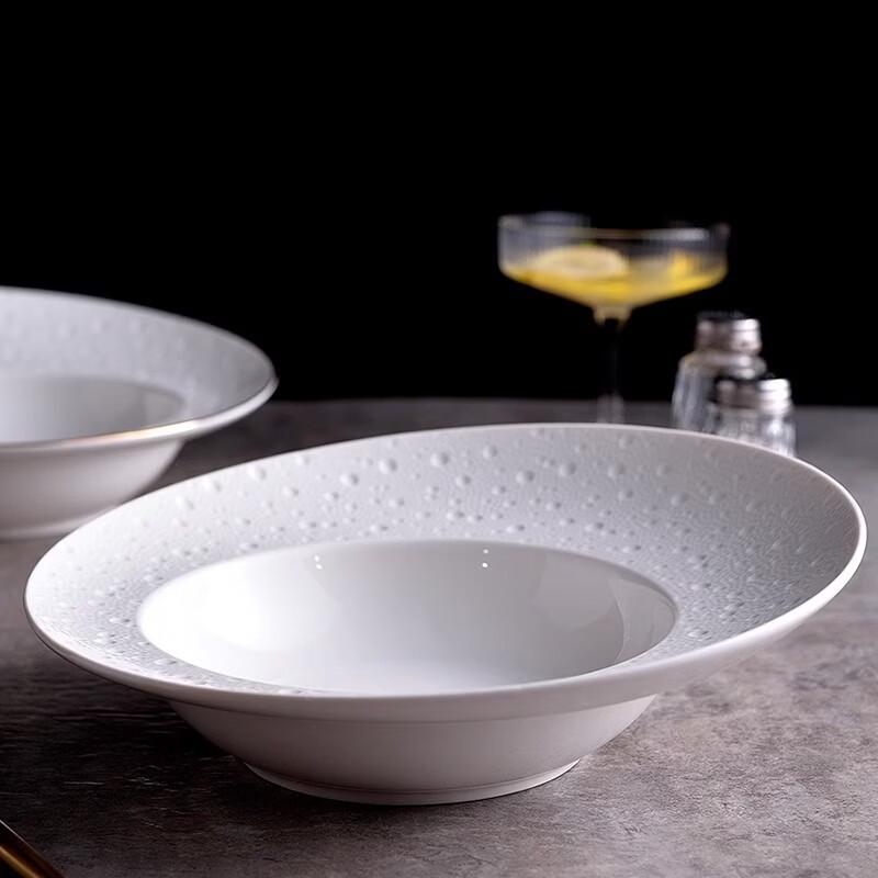 French Style White Ceramic Wide-Rim Pasta Plate
