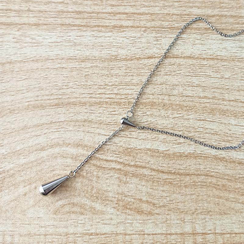 

Simple necklace women s 2025 new trendy summer collarbone chain light luxury niche fashion jewelry accessories set