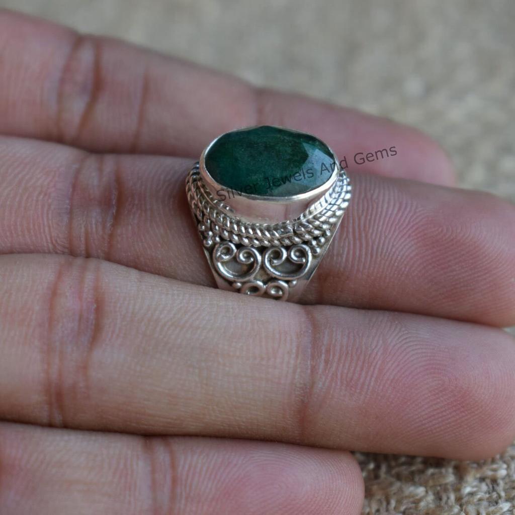 Emerald Gemstone Ring, Handmade 925 Sterling Silver Ring, May Birthstone Ring, Oval Emerald Designer Ring, Gift for her, Promise Ring