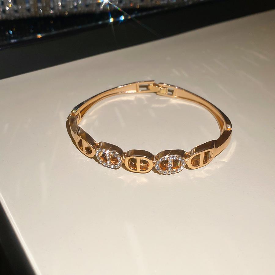 

Gold-Plated Zircon Snake Bangle – Luxury Statement Bracelet in National Style