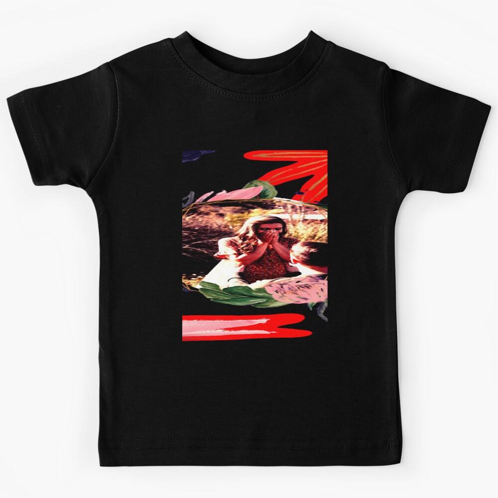 A gentleman proposed to girlfriend Kids T-Shirt 130