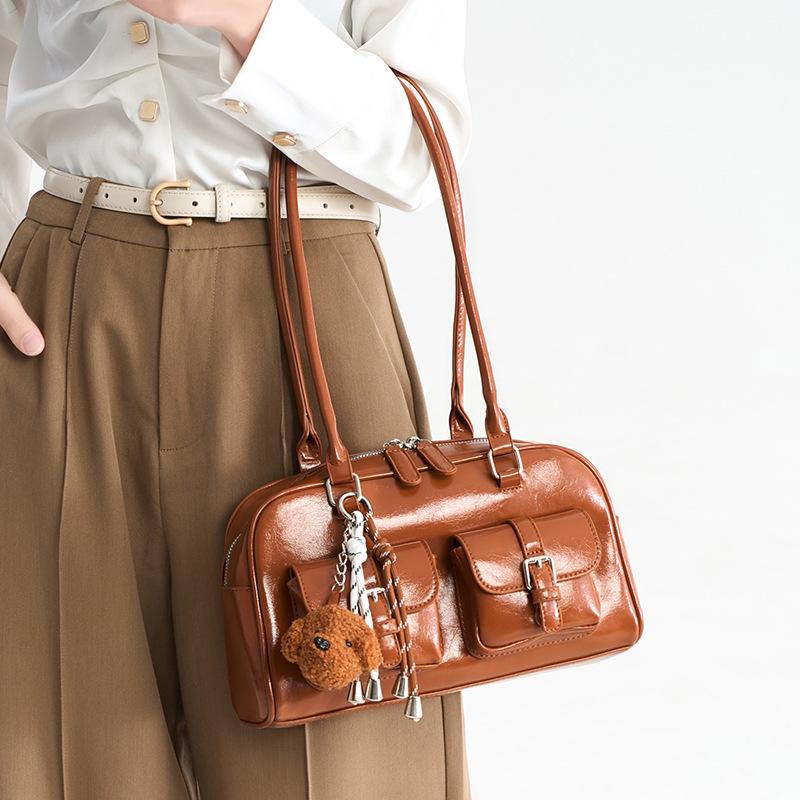 Vintage Handbag for Women, Large Capacity New Autumn and Winter Casual Single Shoulder Armpit Bag, Niche Design, Commuting Pillow Bag