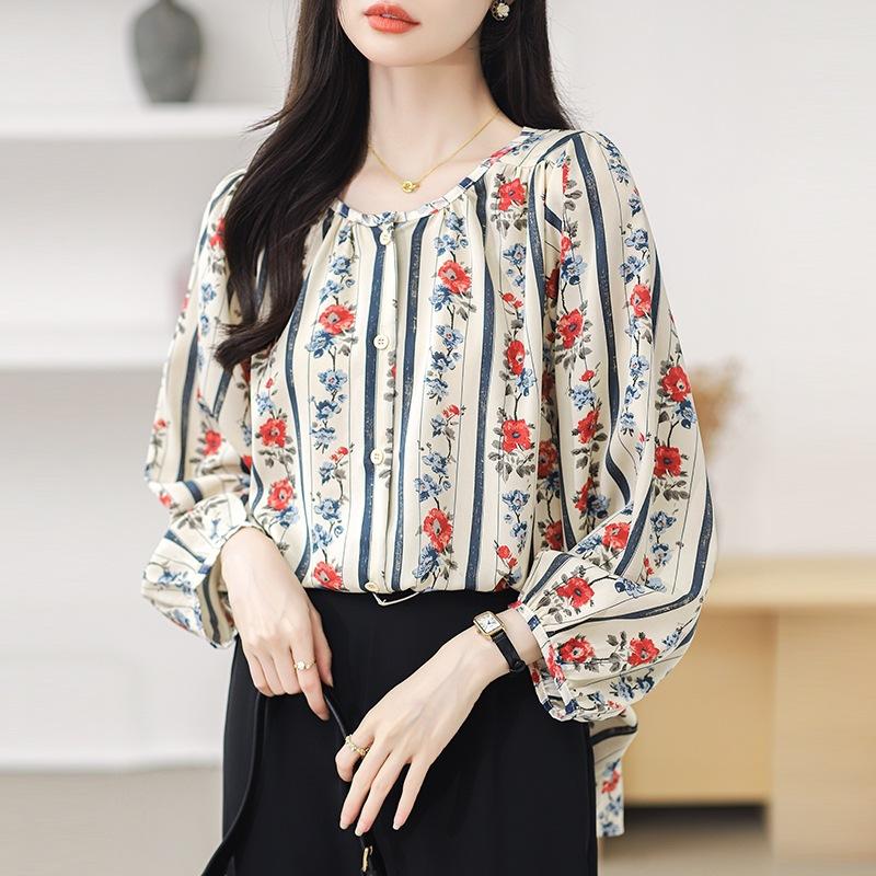 Spring New Style Round Neck Chiffon Shirt Women's Casual Top Loose Versatile Shirt