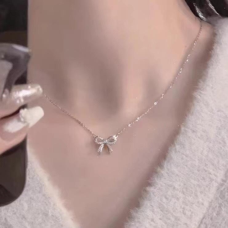 Bow Necklace Women'S Light Luxury Niche Design Pendant Collarbone Chain High-End Neck Chain Jewelry Premium Durable