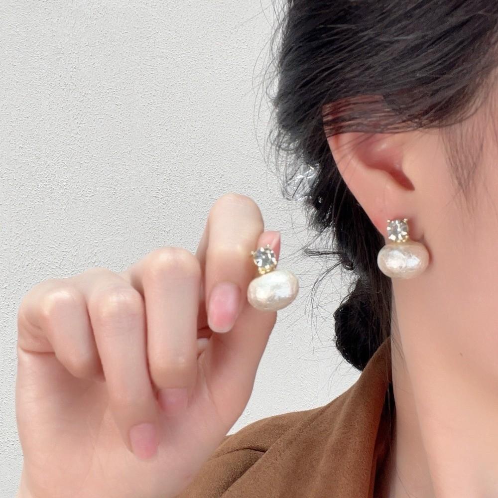 Romantic Sweet Pearl Studs Elegant Classic Zircon Stud Light Luxury Crystal Drop Earrings Gifts