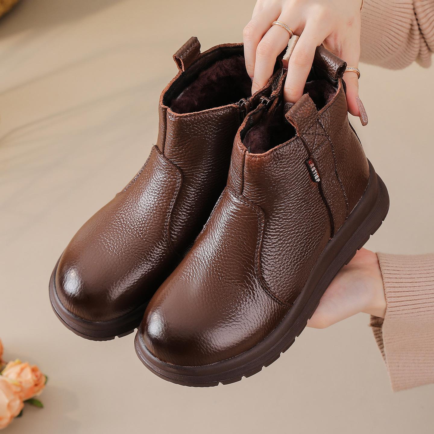 

Женские зимние теплые нескользящие ботинки из коровьей кожи большого размера с мягкой подошвой, ботильоны на щиколотке с подкладкой из шерсти, водонепроницаемые спортивные хлопковые ботинки для улицы 41 коричневый