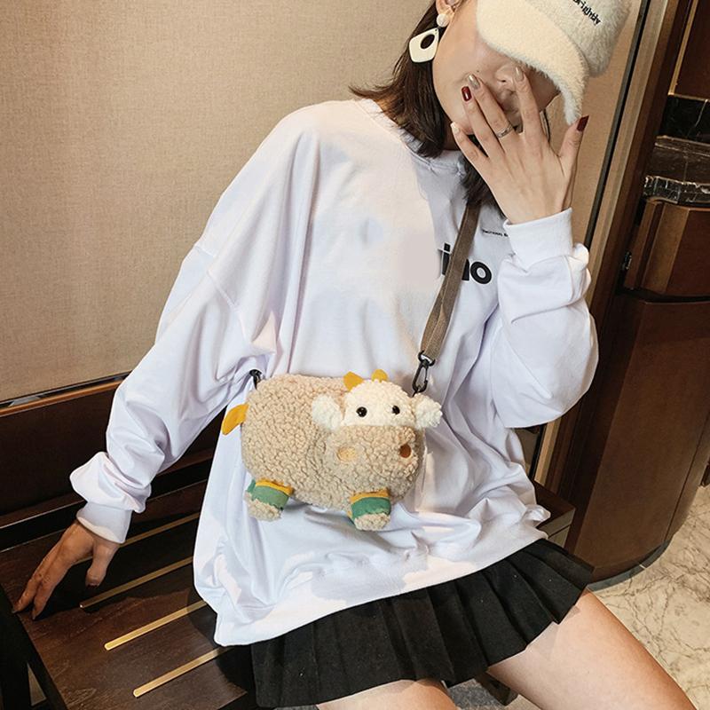 Lovely Cartoon Cow Shape Plush Messenger Bag Kid Designer Bag Cattle Crossbody Bags Small Handbags Coin Bag Purse Women'S Bag