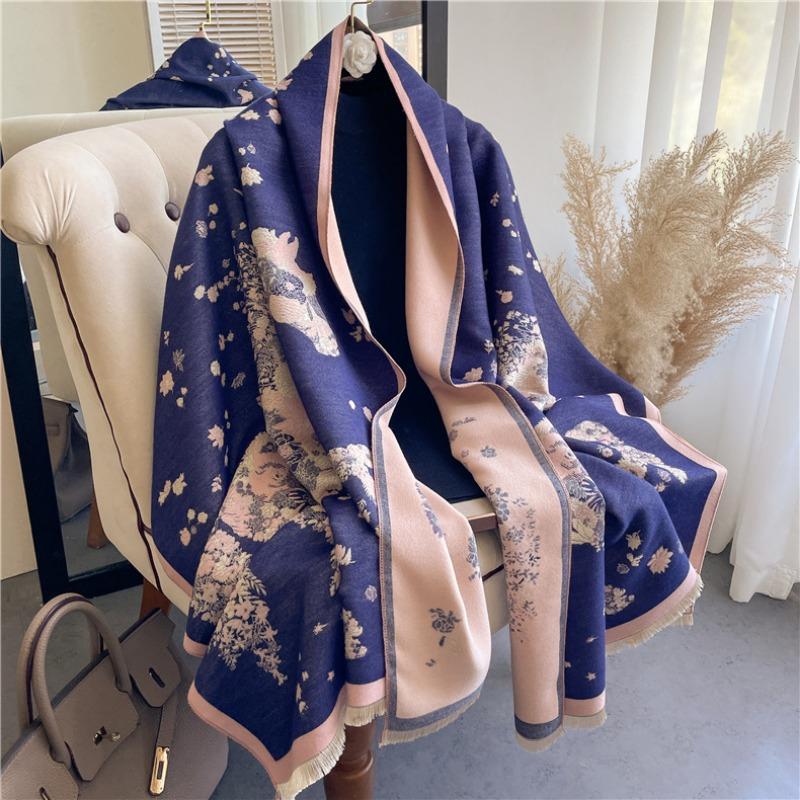 Green small fresh warm scarf, lady style imitation cashmere double-sided warm student scarf air conditioner shawl