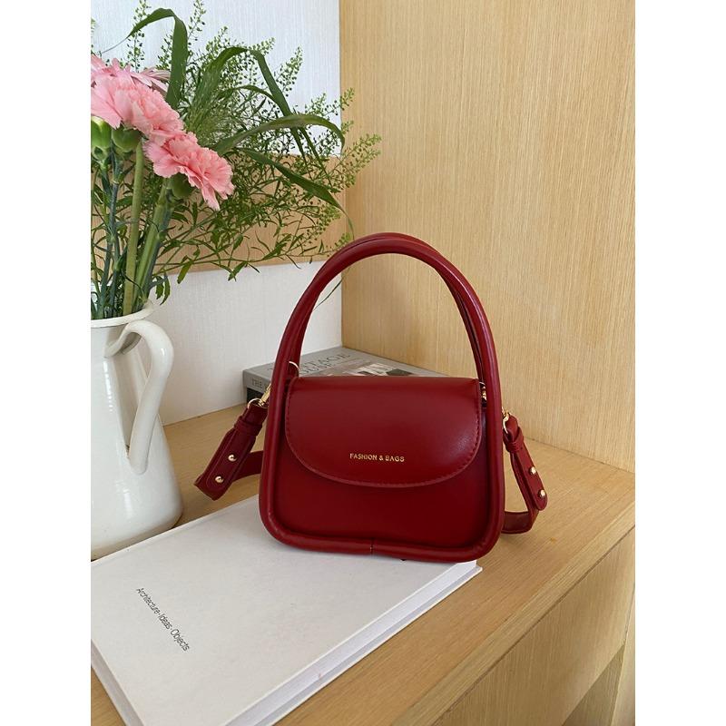 Versatile Ins Crossbody Bag Women s New Trendy Style Niche Underarm Bag Handheld Wedding Event Bag Red Bag Fashion